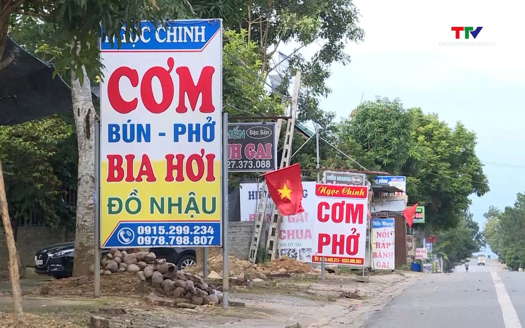 Tăng cường xử lý vi phạm hành lang giao thông