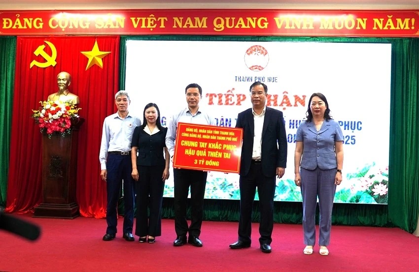 Tỉnh Thanh Hóa hỗ trợ TP Huế 3 tỷ đồng khắc phục hậu quả thiên tai- Ảnh 1. Tỉnh Thanh Hóa hỗ trợ TP Huế 3 tỷ đồng khắc phục hậu quả thiên tai- Ảnh 1.