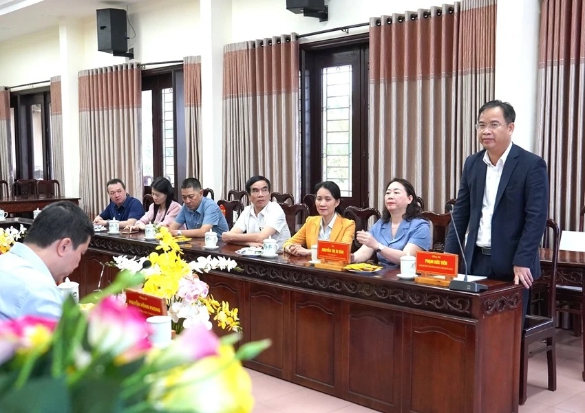 Tỉnh Thanh Hóa hỗ trợ TP Huế 3 tỷ đồng khắc phục hậu quả thiên tai- Ảnh 2. Tỉnh Thanh Hóa hỗ trợ TP Huế 3 tỷ đồng khắc phục hậu quả thiên tai- Ảnh 2.