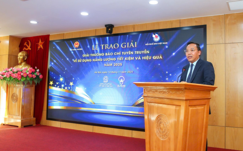 Trao 40 giải thưởng cho các tác phẩm báo chí về tiết kiệm năng lượng
- Ảnh 2.