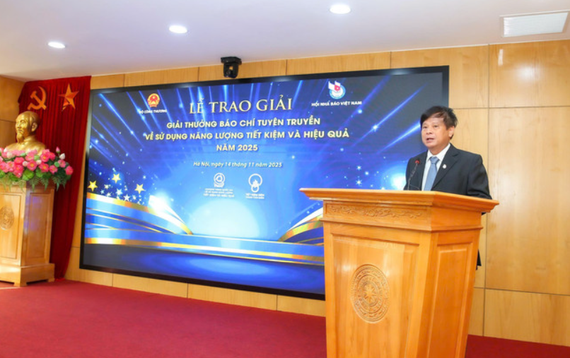 Trao 40 giải thưởng cho các tác phẩm báo chí về tiết kiệm năng lượng
- Ảnh 3.