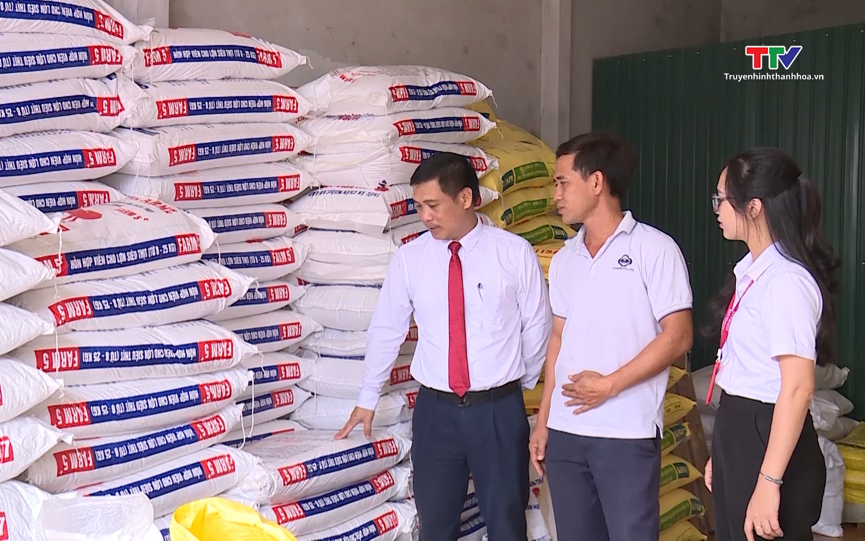 Ngân hàng giảm lãi suất cho khách hàng bị ảnh hưởng bởi mưa lũ