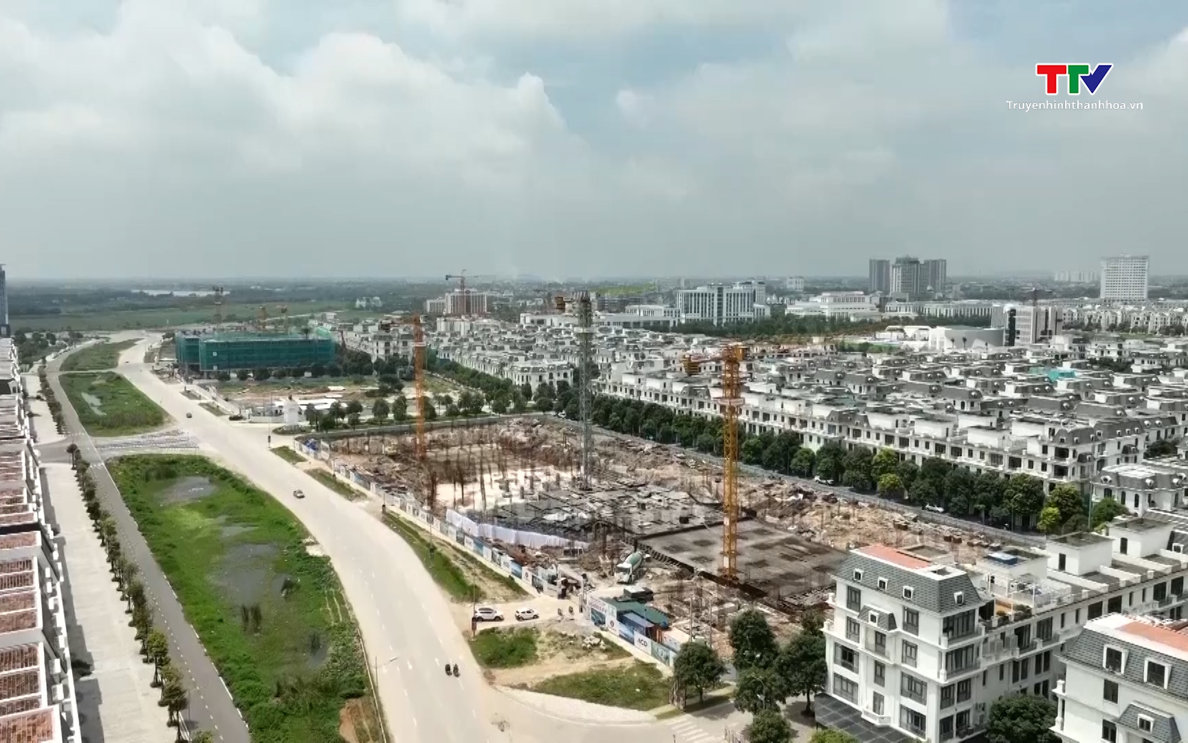 Thanh Hoá siết chặt quy trình nộp hồ sơ mua, bán nhà ở xã hội- Ảnh 1. Chấn chỉnh lộn xộn trong nộp hồ sơ mua bán nhà ở xã hội