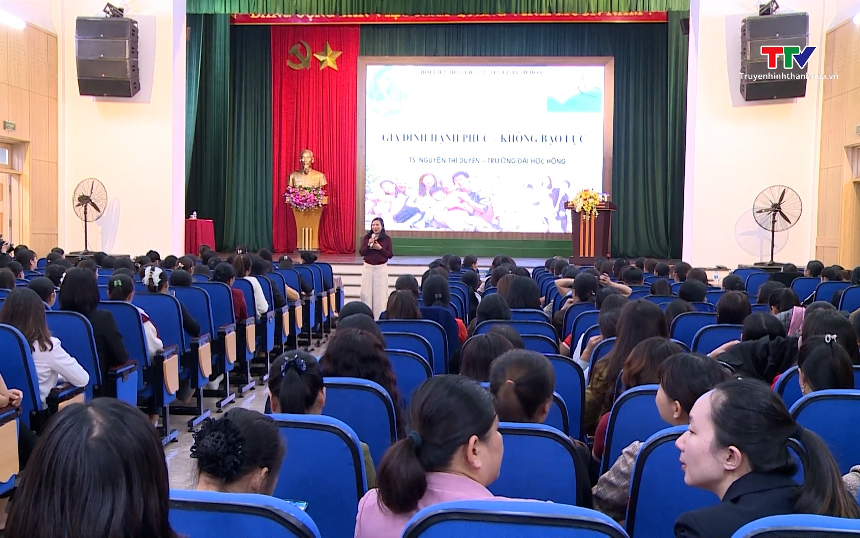 Thanh Hóa phát động tháng hành động vì bình đẳng giới và phòng chống bạo lực trên cơ sở giới năm 2025- Ảnh 1. Phát động Tháng hành động vì bình đẳng giới và phòng chống bạo lực trên cơ sở giới