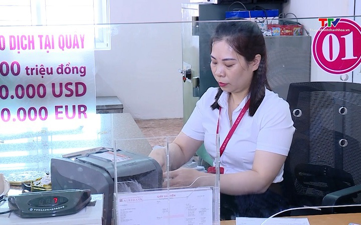 L&atilde;i suất tiết kiệm dự b&aacute;o tăng