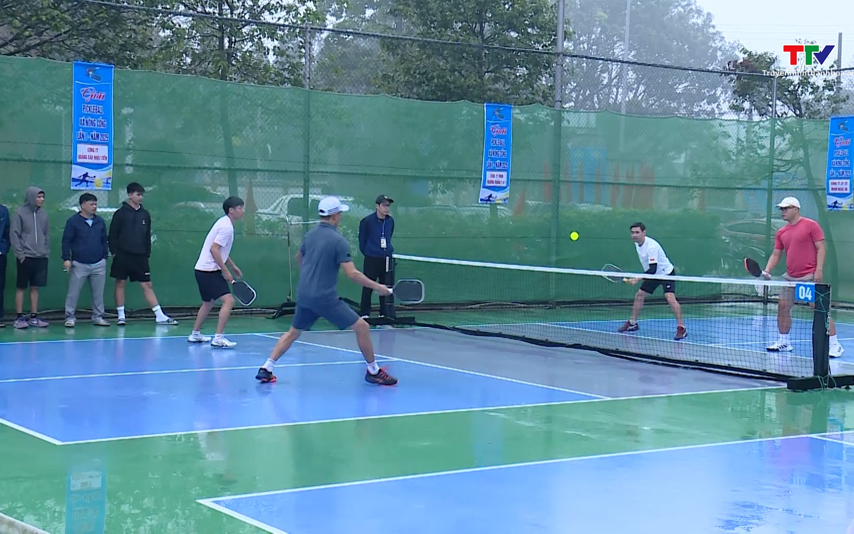 Hơn 100 tay vợt tranh tài sôi nổi tại Giải pickleball mở rộng Cup Doanh nhân họ Trần lần thứ I, năm 2025- Ảnh 1. Giải Pickleball Nông Cống mở rộng lần thứ I, năm 2025