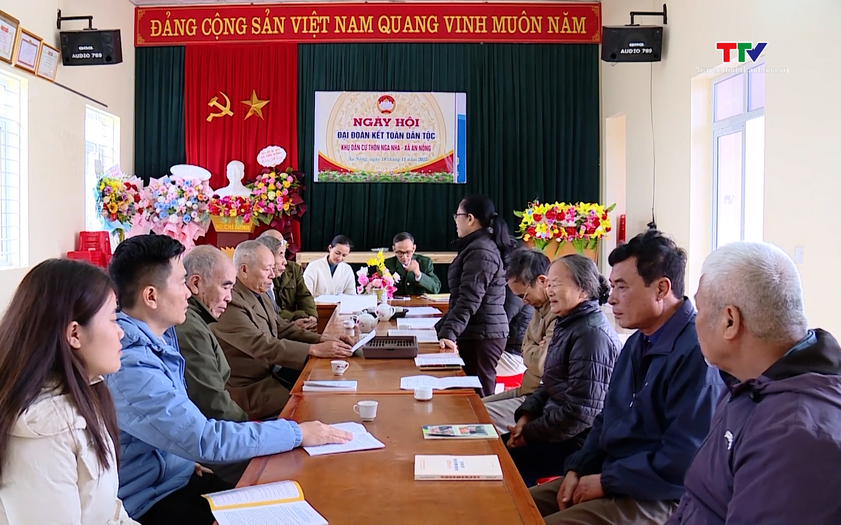 Nâng cao chất lượng sinh hoạt Chi bộ - yêu cầu cấp thiết từ Chỉ thị 50- Ảnh 1. Nâng cao chất lượng sinh hoạt Chi bộ để đảm bảo vai trò lãnh đạo của Đảng