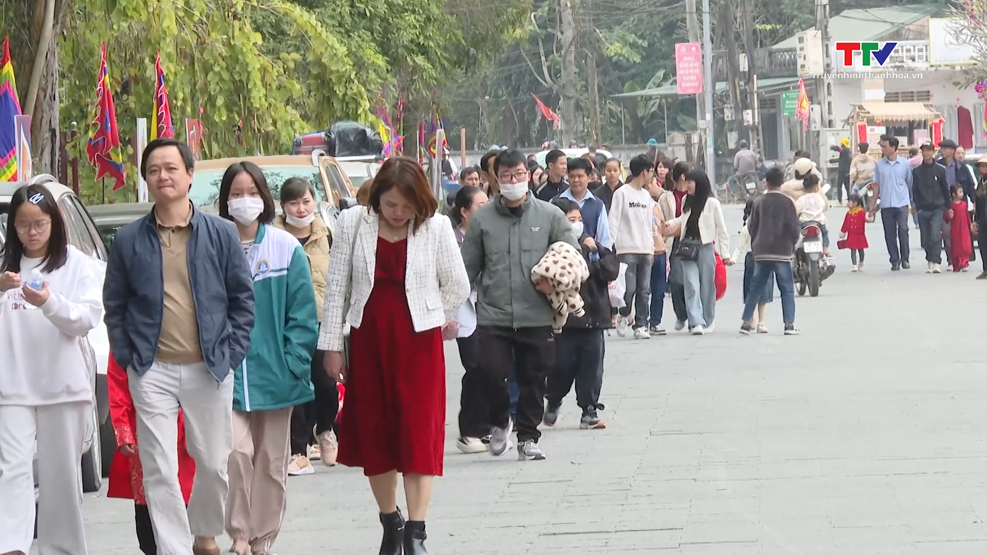 Lam Kinh - Điểm đến hấp dẫn du khách ngày đầu xuân- Ảnh 5.