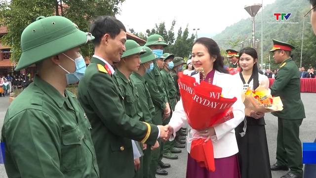 Chùm tin giao nhận quân tại các địa phương- Ảnh 4.