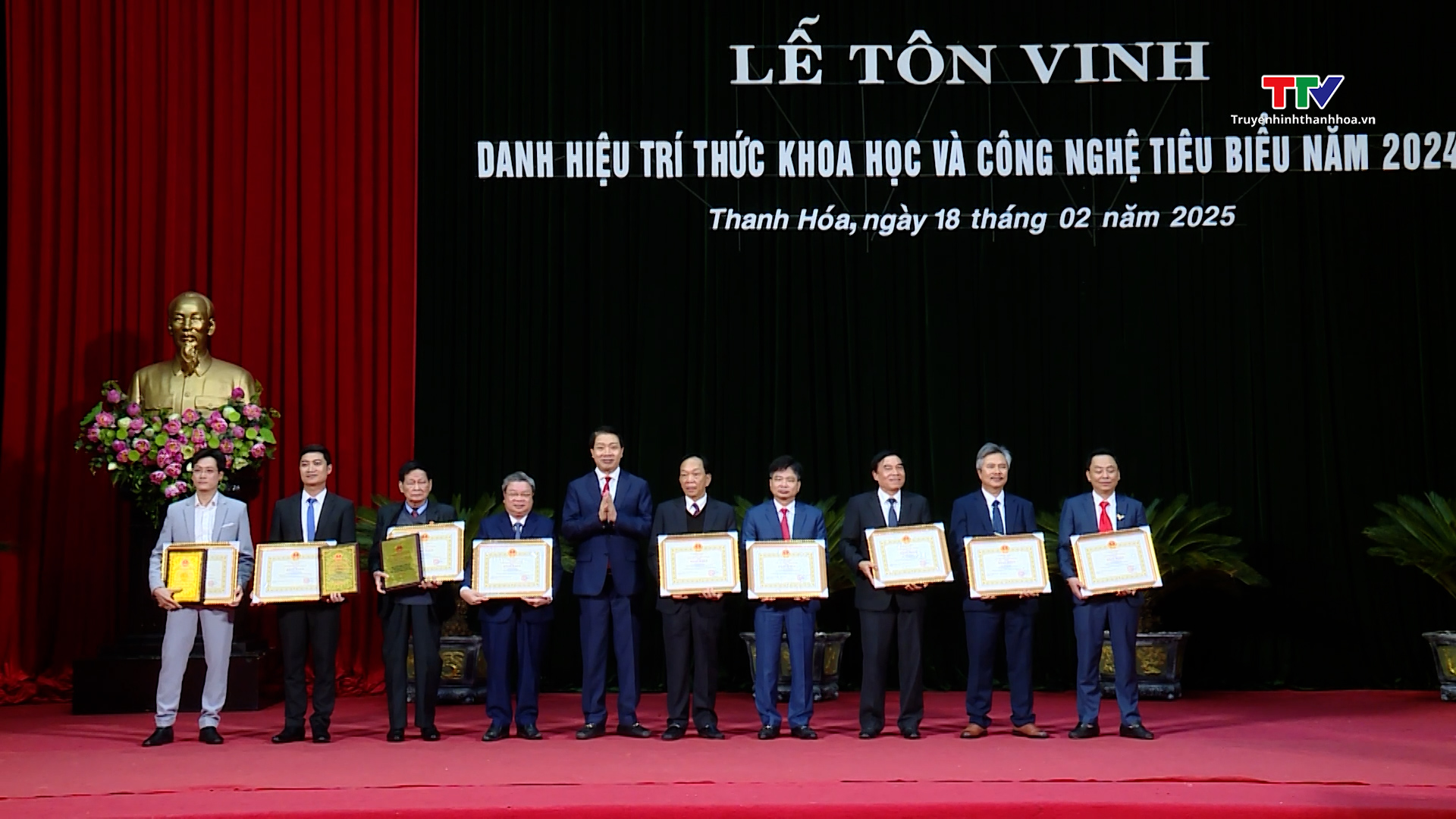 Tỉnh Thanh Hoá tôn vinh 10 trí thức Khoa học và Công nghệ tiêu biểu năm 2024- Ảnh 4.