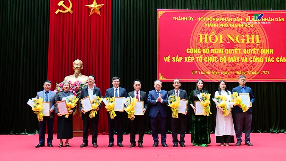 Kỳ họp thứ 3, Hội đồng Nhân dân thành phố Thanh Hóa khóa XXII, nhiệm kỳ 2021-2026- Ảnh 4.