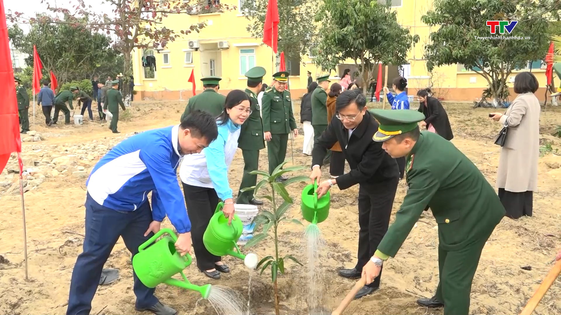 Bộ đội Biên phòng Thanh Hóa phát động Tết trồng cây 2025- Ảnh 1.