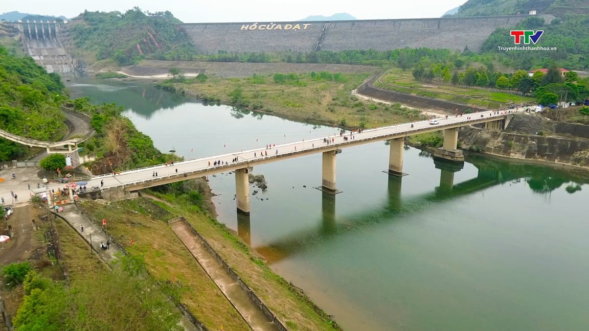 Du xuân- Ảnh 1.