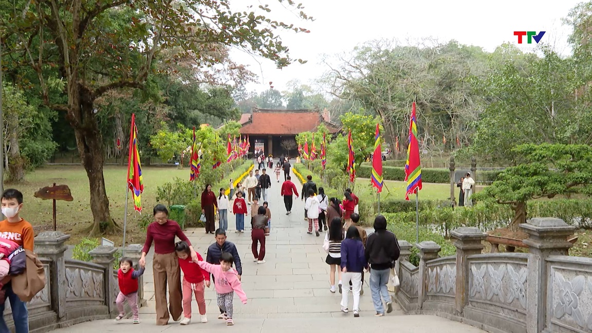 Du xuân, lễ chùa đầu năm – Nét đẹp văn hóa của người Việt- Ảnh 3.