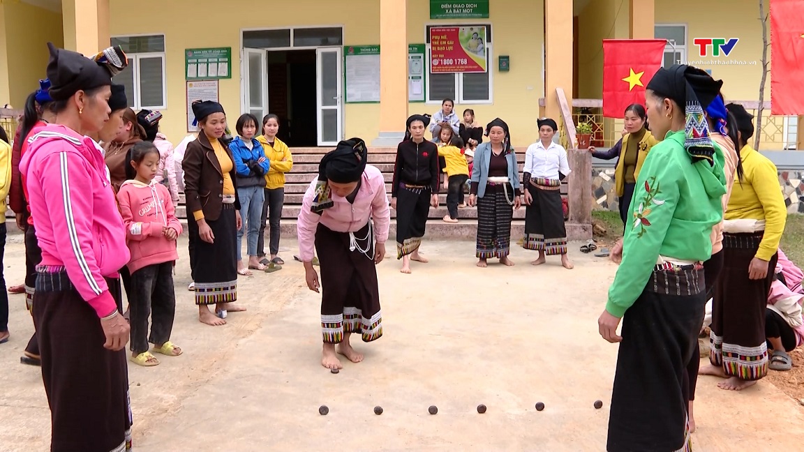 Thắm tình hữu nghị hội Phụ nữ Thanh Hóa - Hủa Phăn- Ảnh 4.