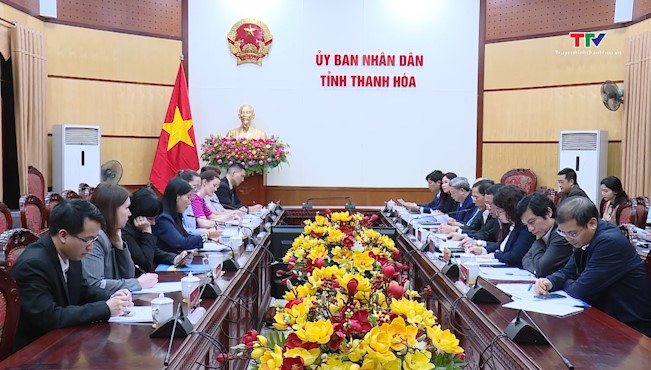 Phó Chủ tịch UBND tỉnh Đầu Thanh Tùng tiếp và làm việc với Đoàn đại biểu các trường đại học Liên bang Nga- Ảnh 1.