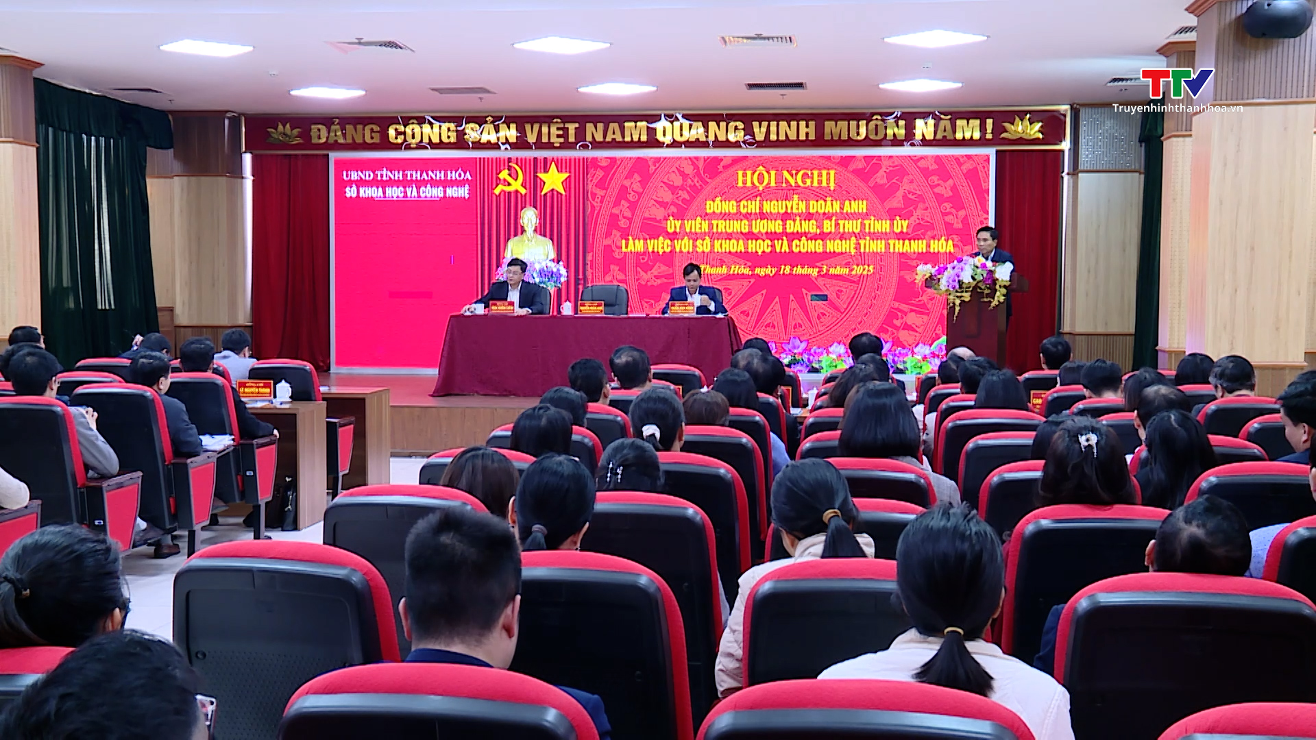 Bí thư Tỉnh ủy Nguyễn Doãn Anh làm việc với Sở Khoa học và Công nghệ- Ảnh 5.