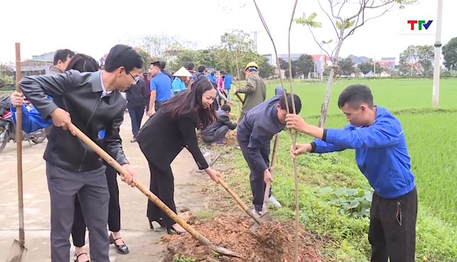 Thanh niên chung tay bảo vệ môi trường, vì thành phố văn minh- Ảnh 1.