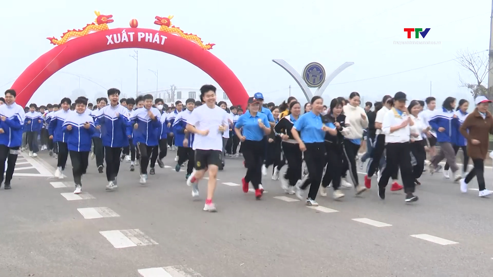 Thọ Xuân phát động ngày chạy Olympic vì sức khỏe toàn dân- Ảnh 1.