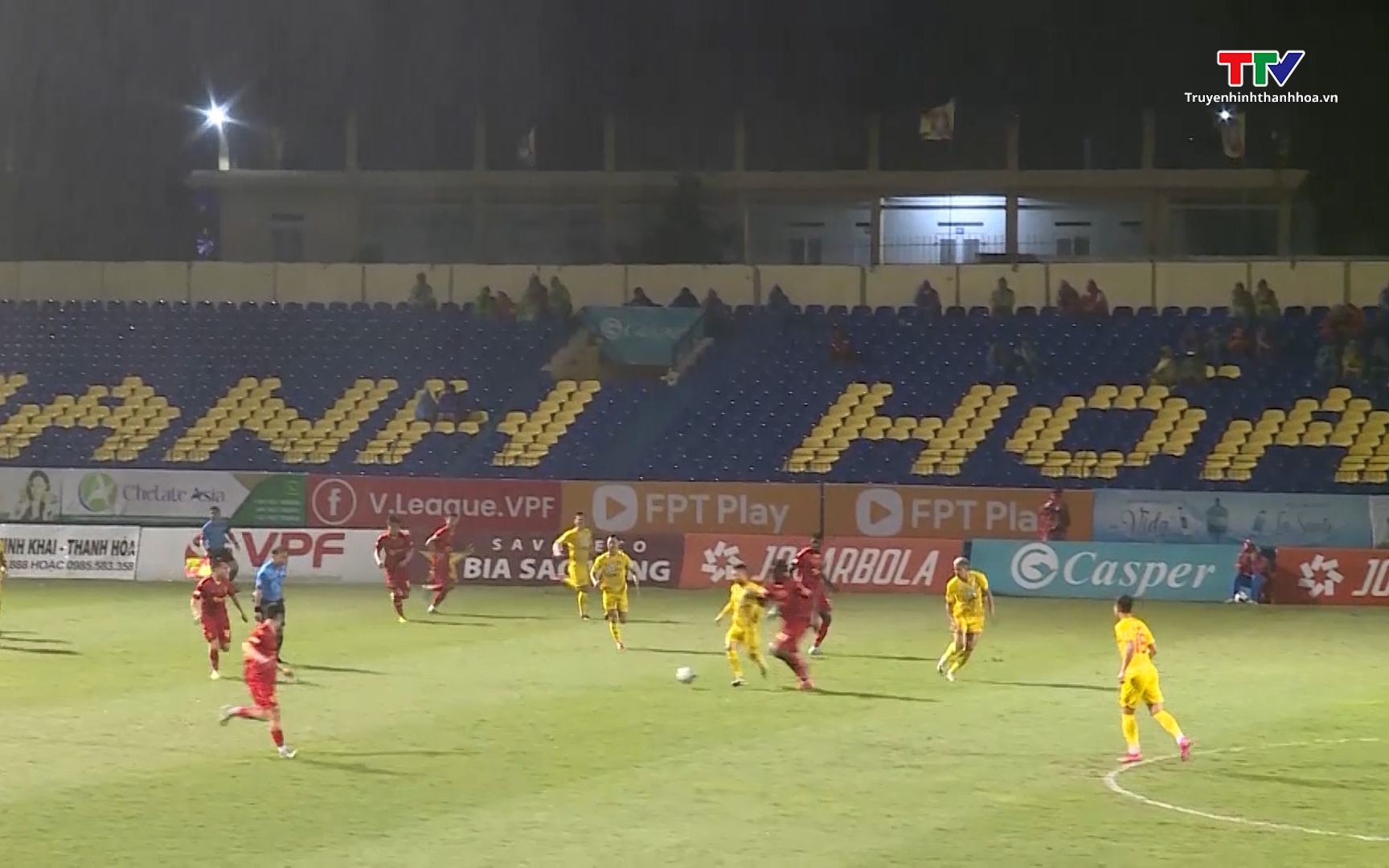 V&ograve;ng 18 V.League 2024/2025, C&acirc;u lạc bộ Đ&ocirc;ng &Aacute; Thanh H&oacute;a v&agrave; S&ocirc;ng Lam Nghệ An bất ph&acirc;n thắng bại trong ng&agrave;y mưa lớn