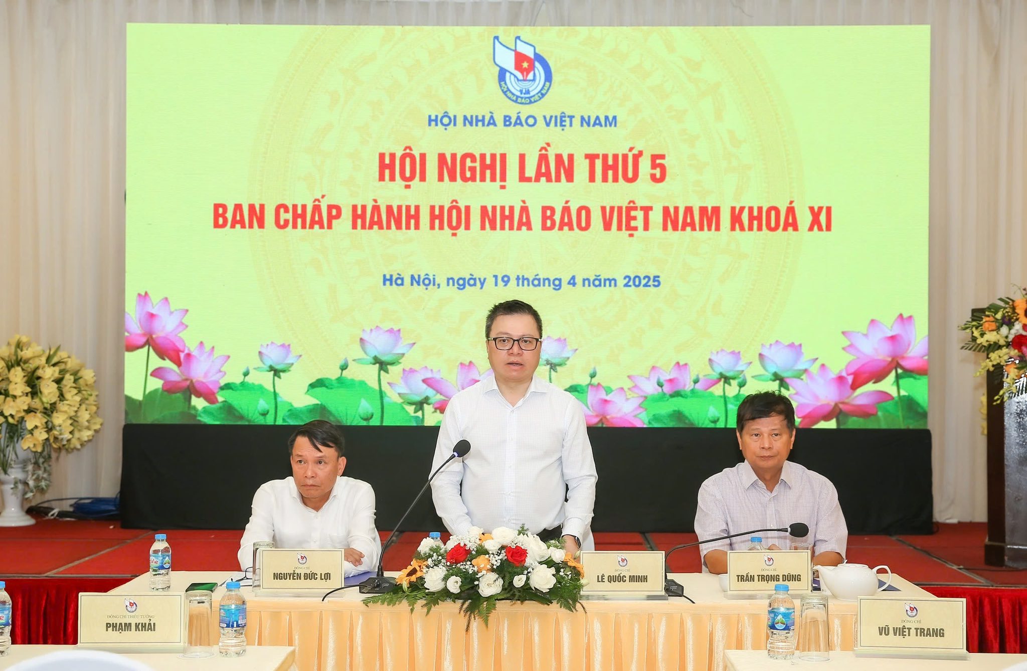 Hội Nhà báo Việt Nam tổ chức Hội nghị lần thứ 5 Ban Chấp hành Hội Nhà báo Việt Nam khoá XI- Ảnh 5. Hội Nhà báo Việt Nam tổ chức Hội nghị lần thứ 5 Ban Chấp hành Hội Nhà báo Việt Nam khoá XI- Ảnh 5.