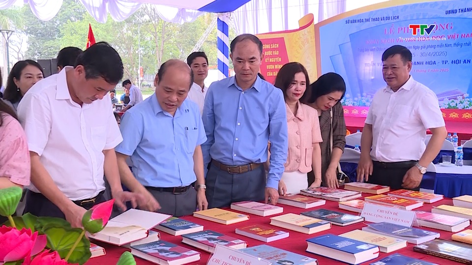 Thanh Hoá hưởng ứng Ngày sách và Văn hóa đọc Việt Nam năm 2025- Ảnh 1.