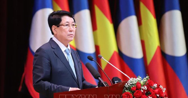 Giao lưu hữu nghị Việt - Lào: 'Tình sâu hơn nước Hồng Hà - Cửu Long'