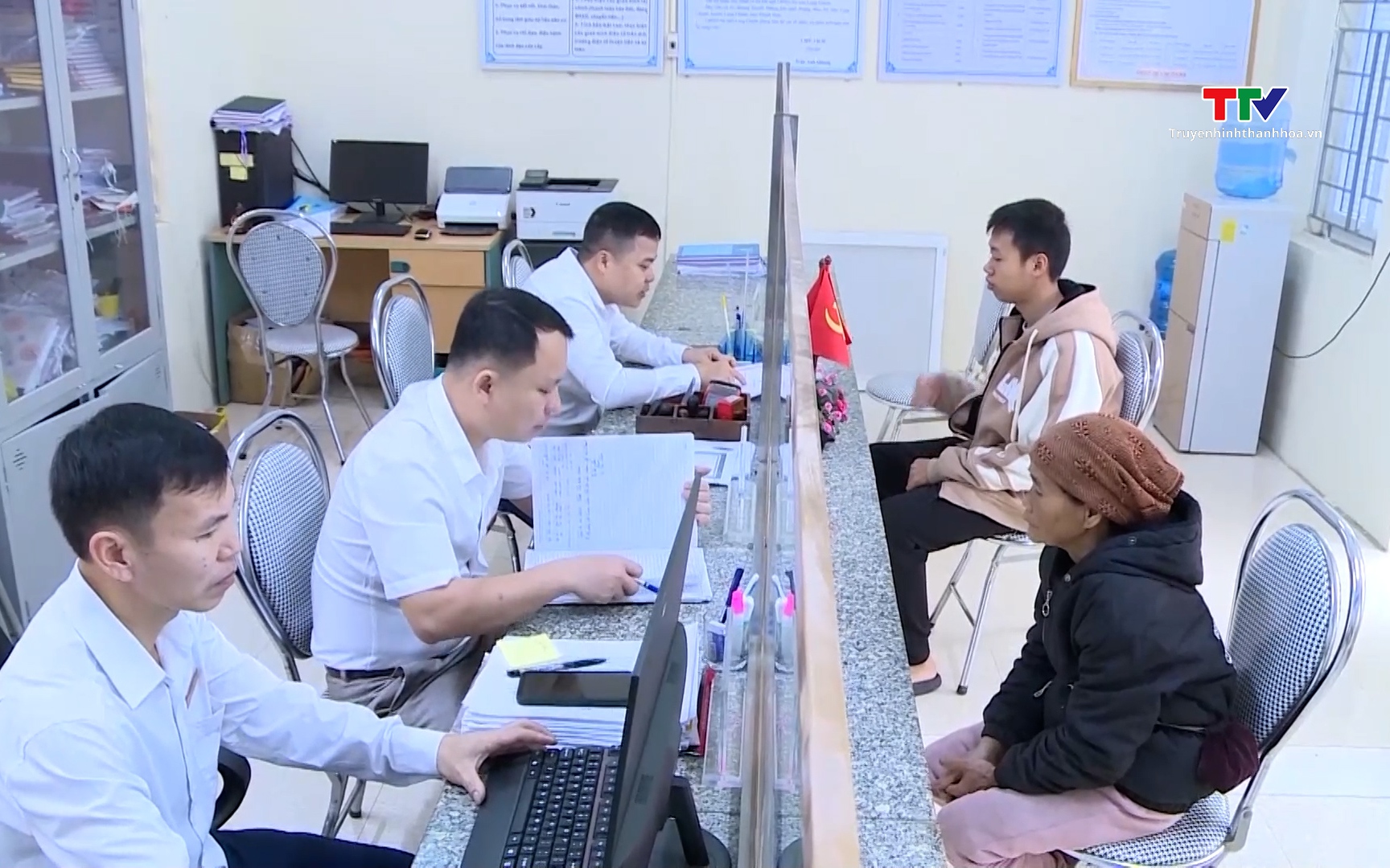 Tập trung các giải pháp nâng cao tỷ lệ giải quyết thủ tục hành chính cho người dân, doanh nghiệp