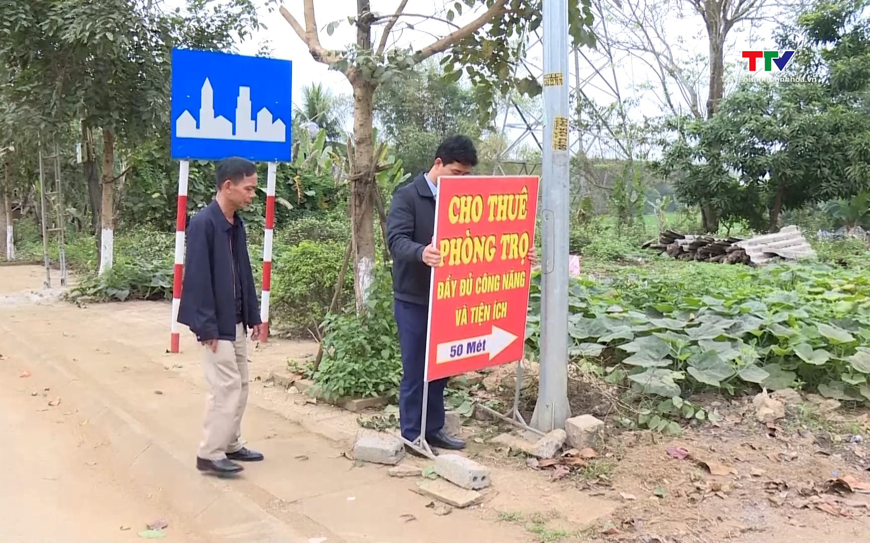 Xử lý dứt điểm các bất cập về biển báo, đèn tín hiệu giao thông trong tháng 4