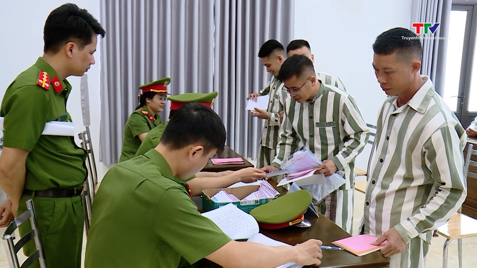 Hạnh phúc ngày trở về- Ảnh 2. Hạnh phúc ngày trở về- Ảnh 2.