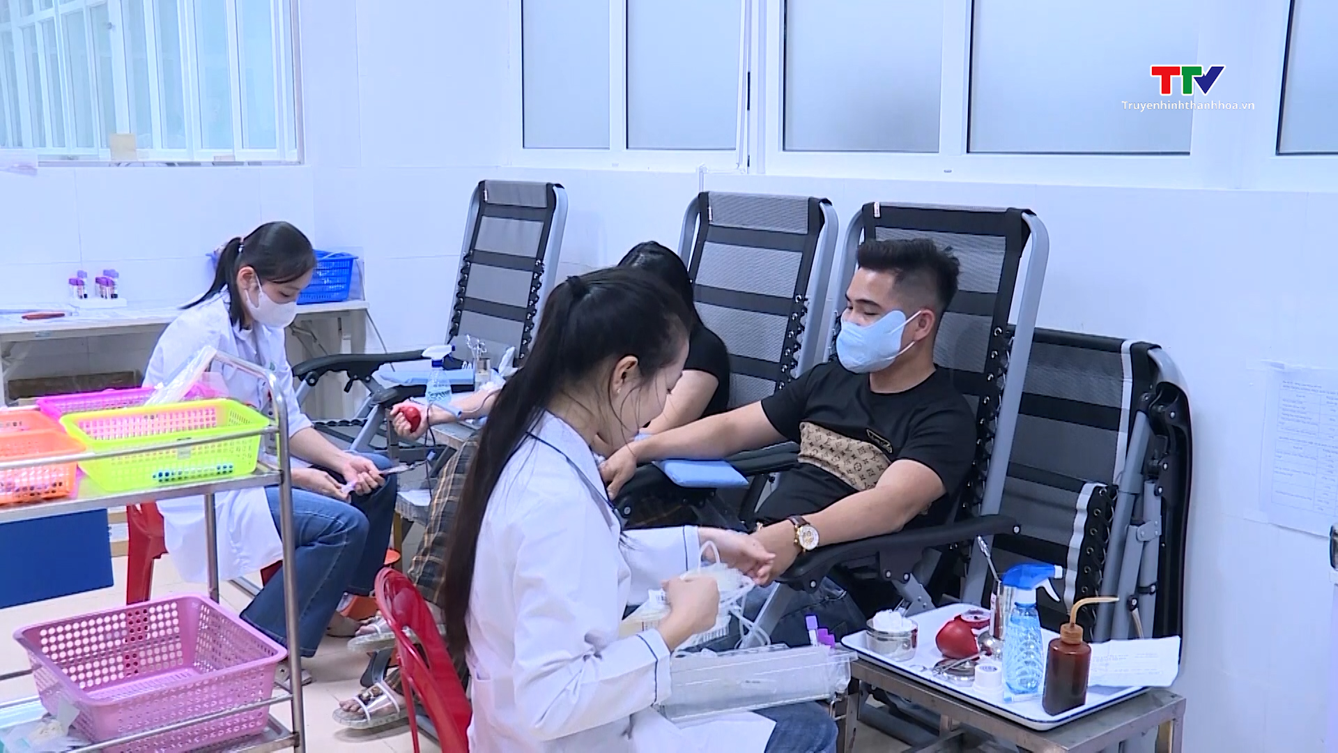 Ngân hàng máu tại Bệnh viện Đa khoa tỉnh Thanh Hóa đạt tiêu chuẩn EU-GMP- Ảnh 1. Ngân hàng máu tại Bệnh viện Đa khoa tỉnh Thanh Hóa đạt tiêu chuẩn EU-GMP- Ảnh 1.