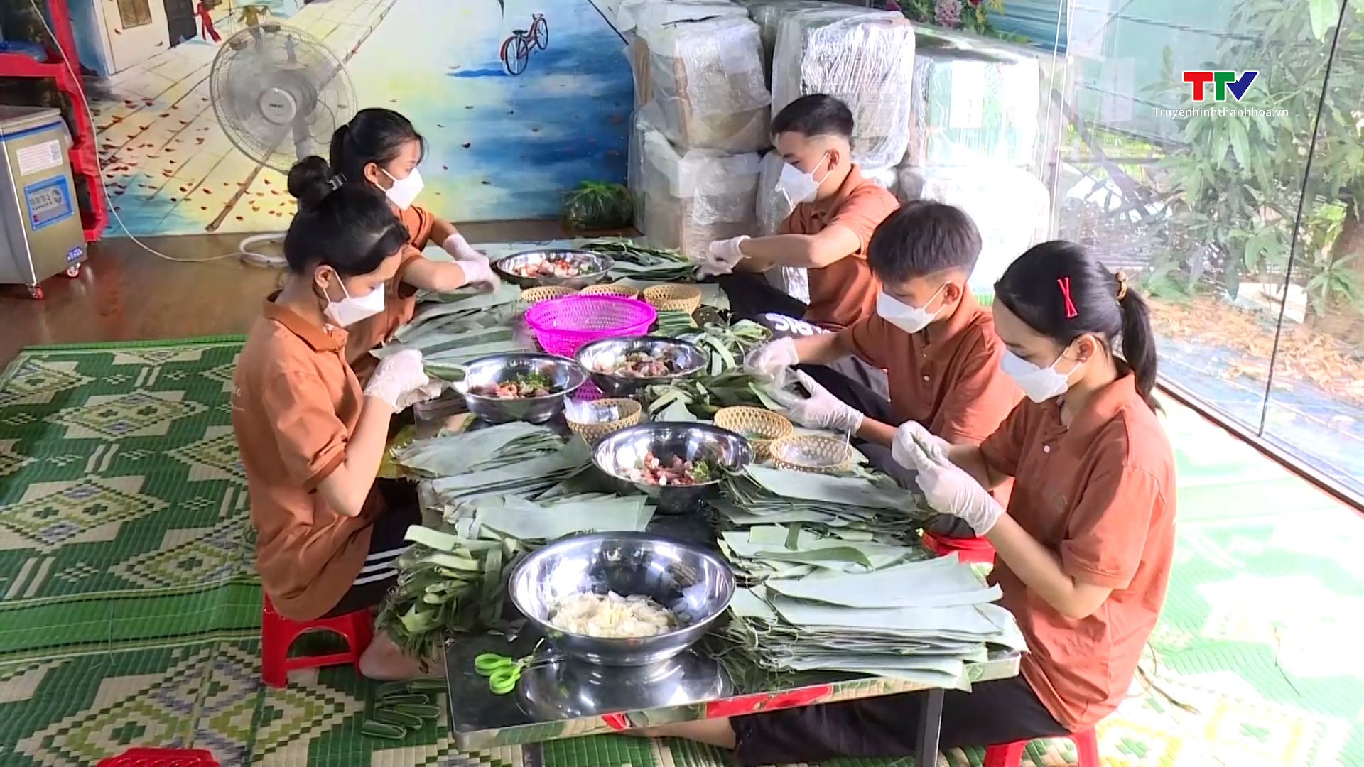 Đa dạng sản phẩm OCOP phục vụ mùa du lịch- Ảnh 3. Đa dạng sản phẩm OCOP phục vụ mùa du lịch- Ảnh 3.