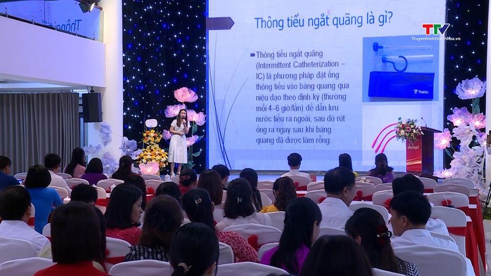 Kỷ niệm Ngày Quốc tế Điều dưỡng- Ảnh 2. Kỷ niệm Ngày Quốc tế Điều dưỡng- Ảnh 2.