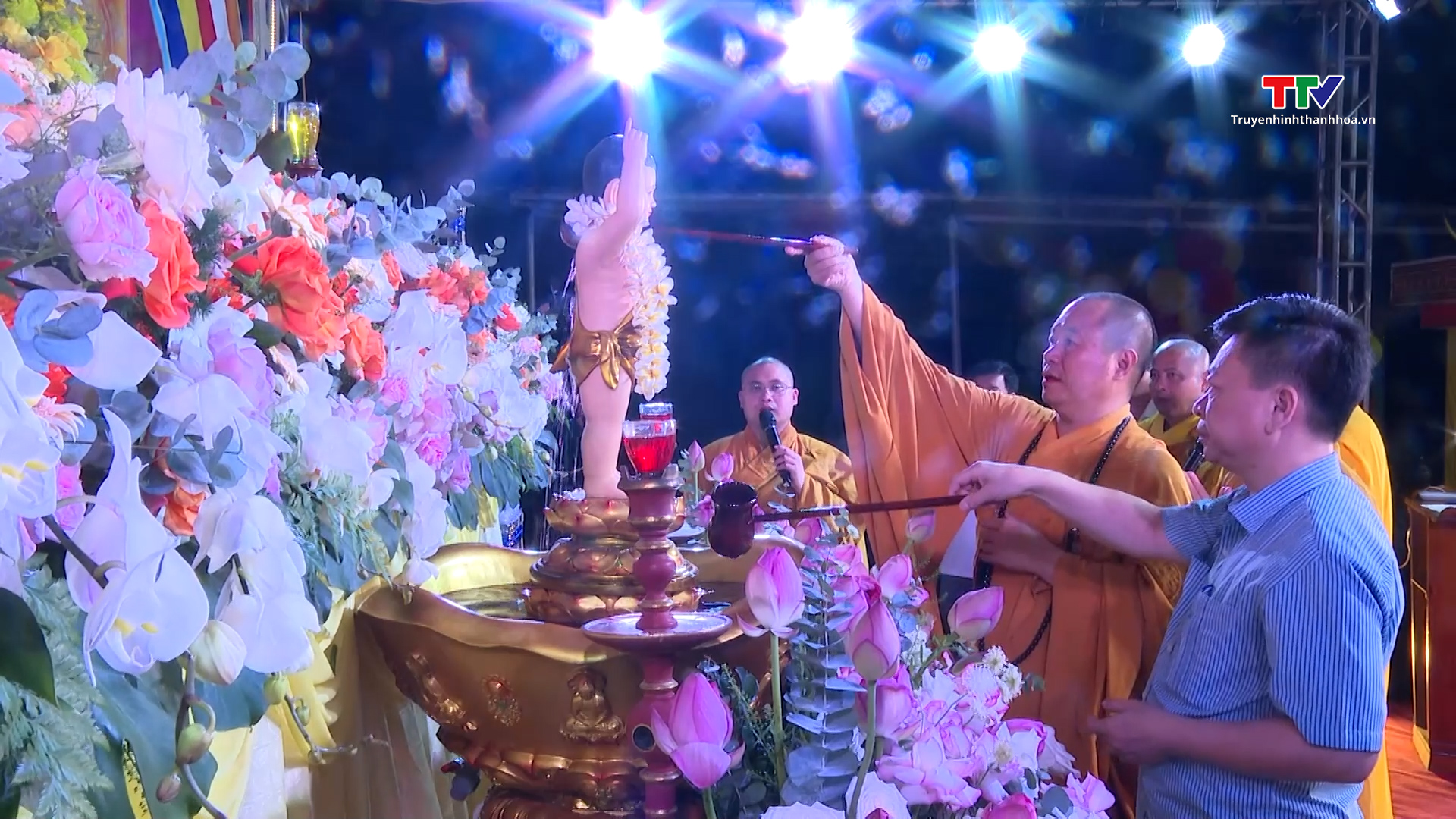 Đại lễ Phật đản Vesak 2025 tại Chùa Đồng, Quảng Xương- Ảnh 3. Đại lễ Phật đản Vesak 2025 tại Chùa Đồng, Quảng Xương- Ảnh 3.