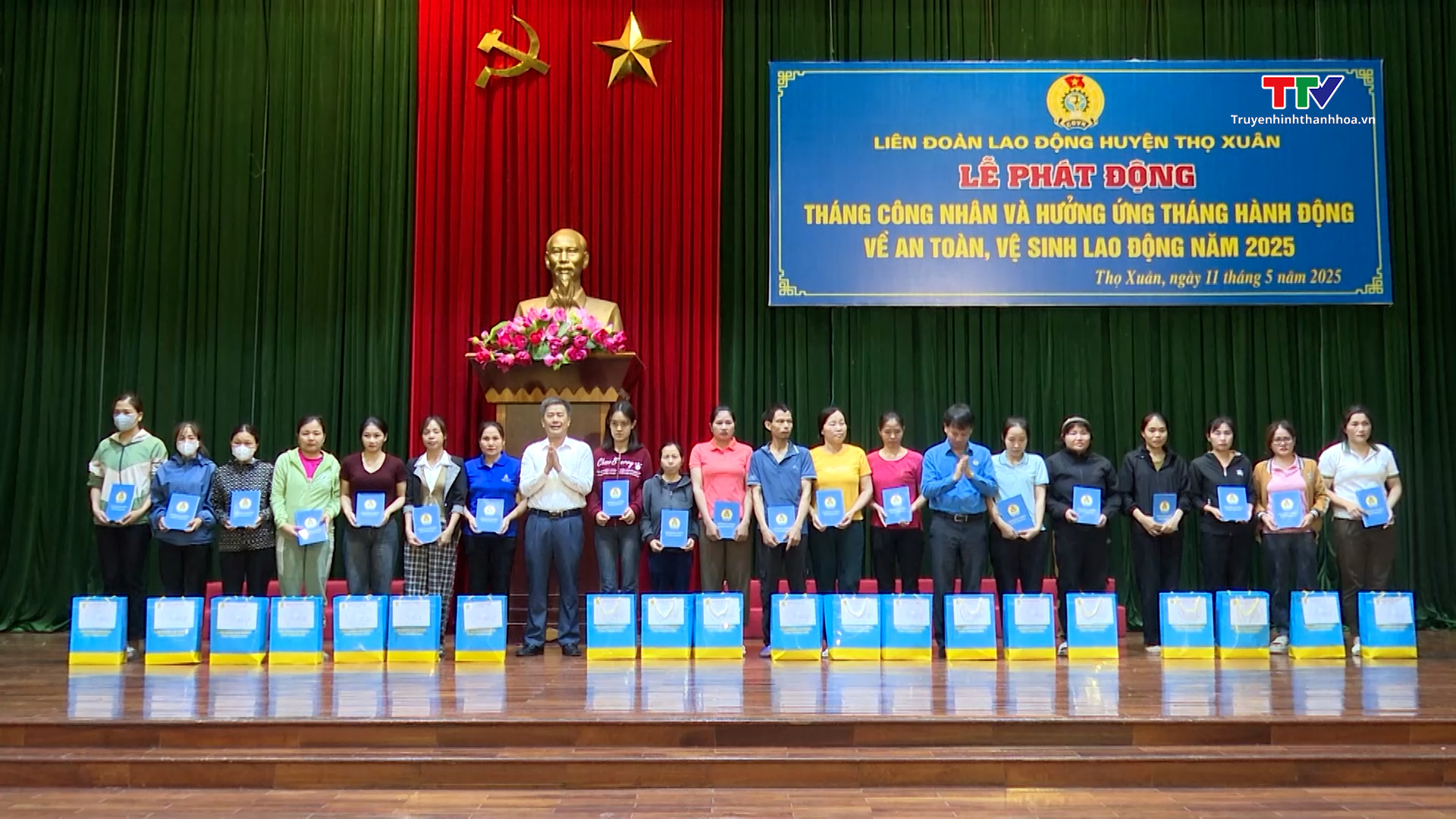 Thọ Xuân tổ chức nhiều hoạt động thiết thực nhân Tháng công nhân- Ảnh 4. Thọ Xuân tổ chức nhiều hoạt động thiết thực nhân Tháng công nhân- Ảnh 4.