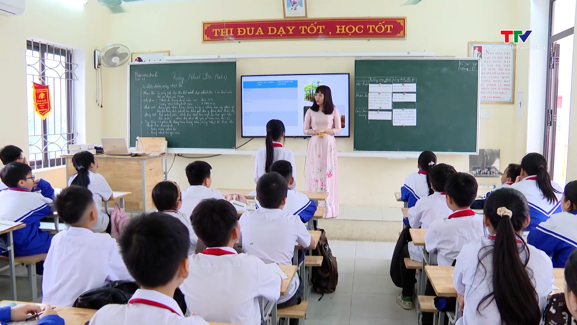 Học sinh tiểu học Việt Nam nằm trong top đầu Đông Nam Á - Ảnh 2. Học sinh tiểu học Việt Nam nằm trong top đầu Đông Nam Á - Ảnh 2.