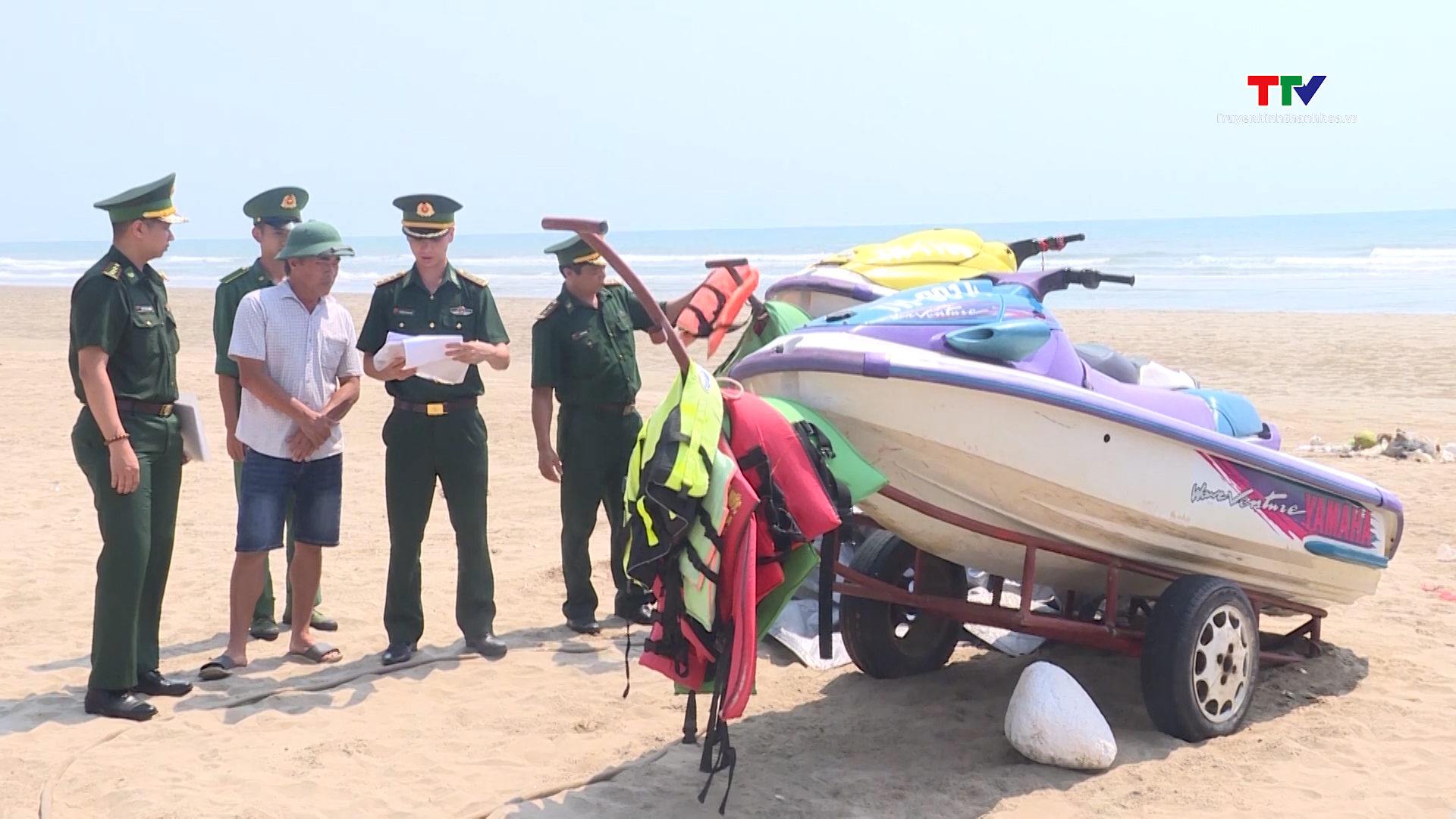Thanh Hóa: siết chặt quản lý hoạt động mô tô nước tại các khu du lịch biển- Ảnh 2. Thanh Hóa: siết chặt quản lý hoạt động mô tô nước tại các khu du lịch biển- Ảnh 2.