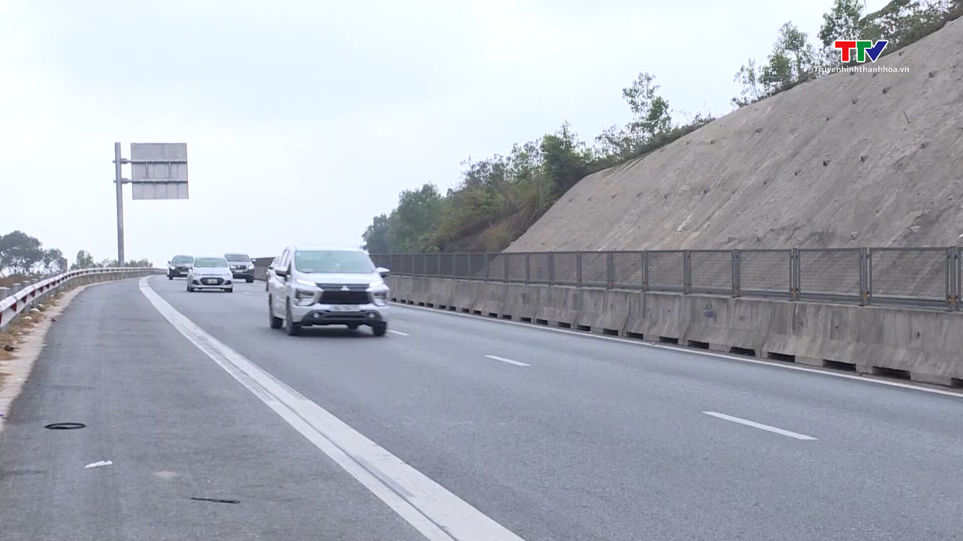 Cả nước hoàn thành 3.000km cao tốc trong năm 2025- Ảnh 1. Cả nước hoàn thành 3.000km cao tốc trong năm 2025- Ảnh 1.