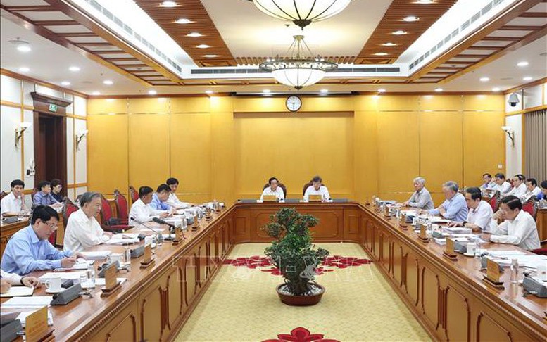Kịp thời bố trí kinh phí chi trả chế độ cho cán bộ, công chức, viên chức khi sắp xếp tổ chức bộ máy- Ảnh 2. Kịp thời bố trí kinh phí chi trả chế độ cho cán bộ, công chức, viên chức khi sắp xếp tổ chức bộ máy- Ảnh 2.