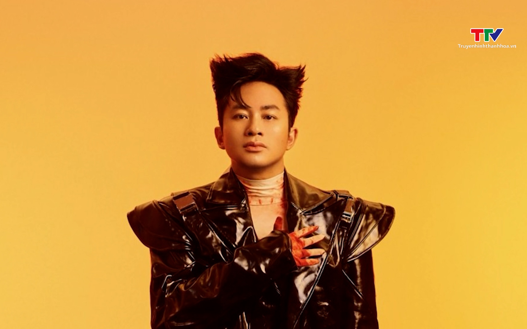 Ca sĩ Tùng Dương nhận giải thưởng âm nhạc quốc tế lớn nhất Nhật Bản