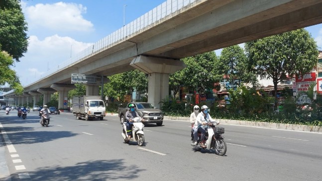 Thời tiết ngày hôm nay 14/5: Bắc Bộ và Bắc Trung Bộ nắng nóng- Ảnh 1. Thời tiết ngày hôm nay 14/5: Bắc Bộ và Bắc Trung Bộ nắng nóng- Ảnh 1.