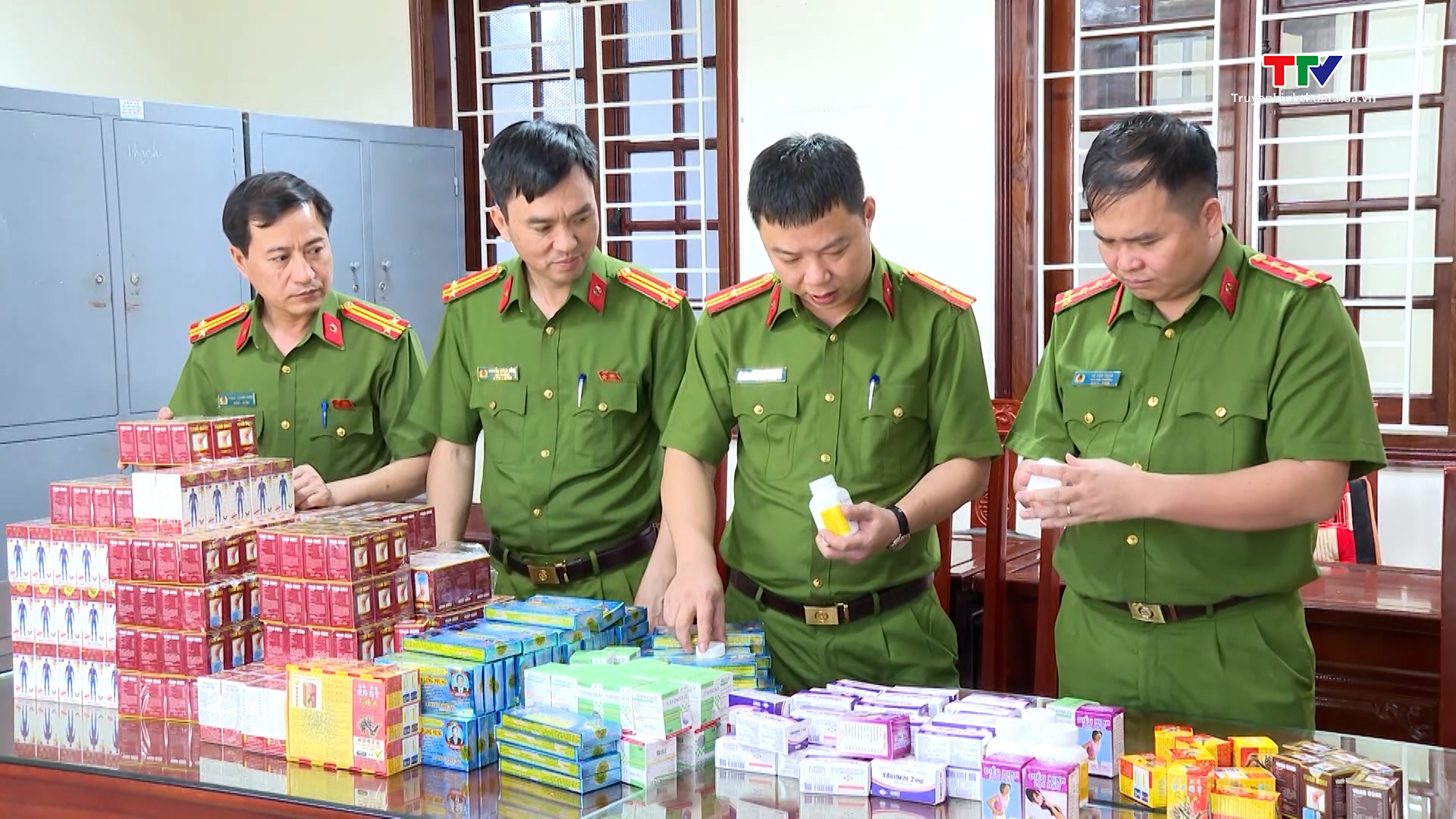Tăng cường kiểm tra đối với các cơ sở kinh doanh dược phẩm, thực phẩm bảo vệ sức khoẻ, sản phẩm sữa- Ảnh 7. Tăng cường kiểm tra đối với các cơ sở kinh doanh dược phẩm, thực phẩm bảo vệ sức khoẻ, sản phẩm sữa- Ảnh 7.
