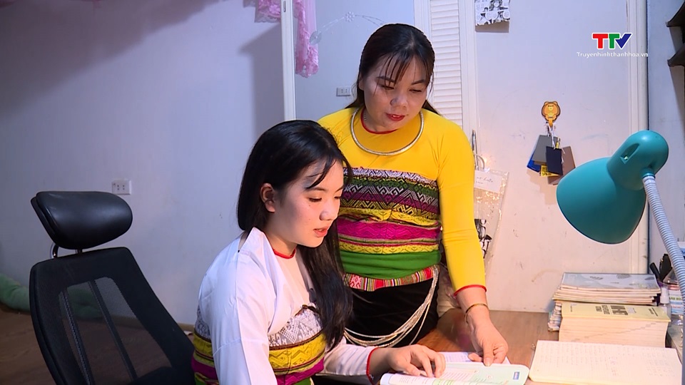 Nhân rộng điển hình phụ nữ thi đua yêu nước- Ảnh 3. Nhân rộng điển hình phụ nữ thi đua yêu nước- Ảnh 3.