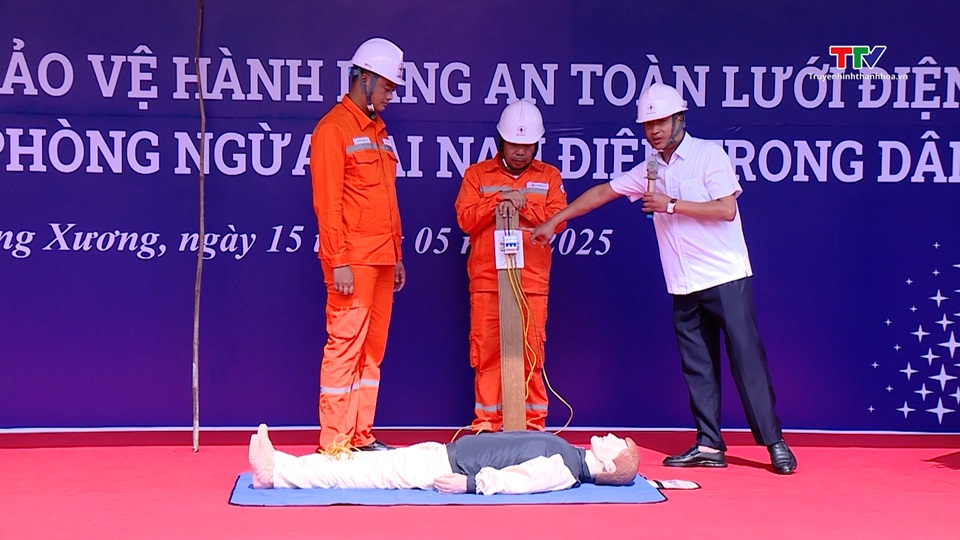 Tuyên truyền công tác sử dụng điện an toàn, tiết kiệm- Ảnh 1. Tuyên truyền công tác sử dụng điện an toàn, tiết kiệm- Ảnh 1.