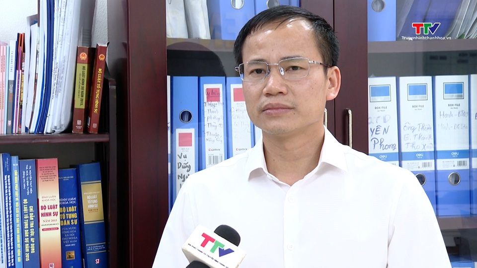 Sửa đổi, bổ sung Hiến pháp năm 2013 - Yêu cầu cấp thiết
trong tình hình mới- Ảnh 4. Sửa đổi, bổ sung Hiến pháp năm 2013 - Yêu cầu cấp thiết
trong tình hình mới- Ảnh 4.