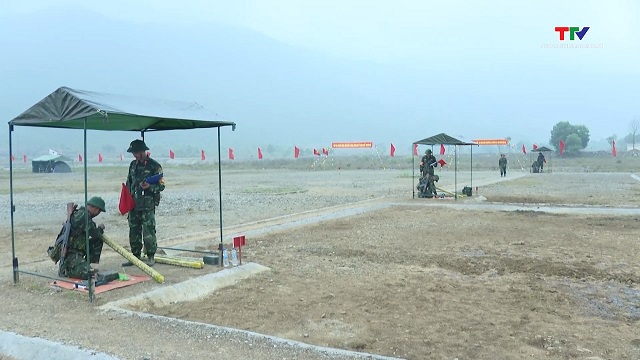 Chiến sĩ mới hoàn thành "3 tiếng nổ"- Ảnh 1. Chiến sĩ mới hoàn thành "3 tiếng nổ"- Ảnh 1.