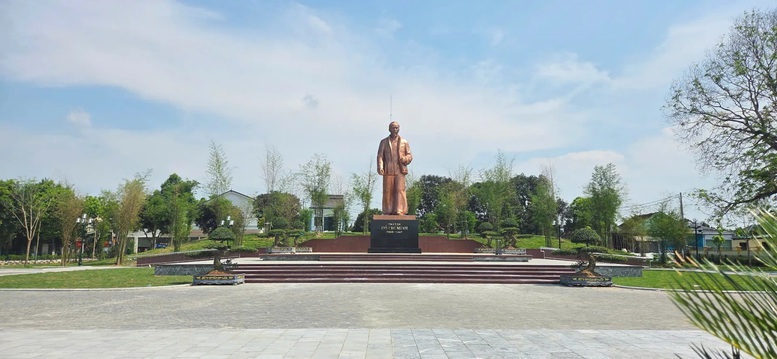 Tổng Bí thư Tô Lâm dự khai mạc Lễ hội Làng Sen toàn quốc 2025- Ảnh 2. Tổng Bí thư Tô Lâm dự khai mạc Lễ hội Làng Sen toàn quốc 2025- Ảnh 2.