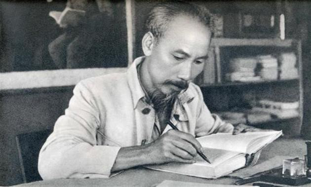 Chủ tịch Hồ Chí Minh - Trọn một đời vì nước, vì dân- Ảnh 1. Chủ tịch Hồ Chí Minh - Trọn một đời vì nước, vì dân- Ảnh 1.