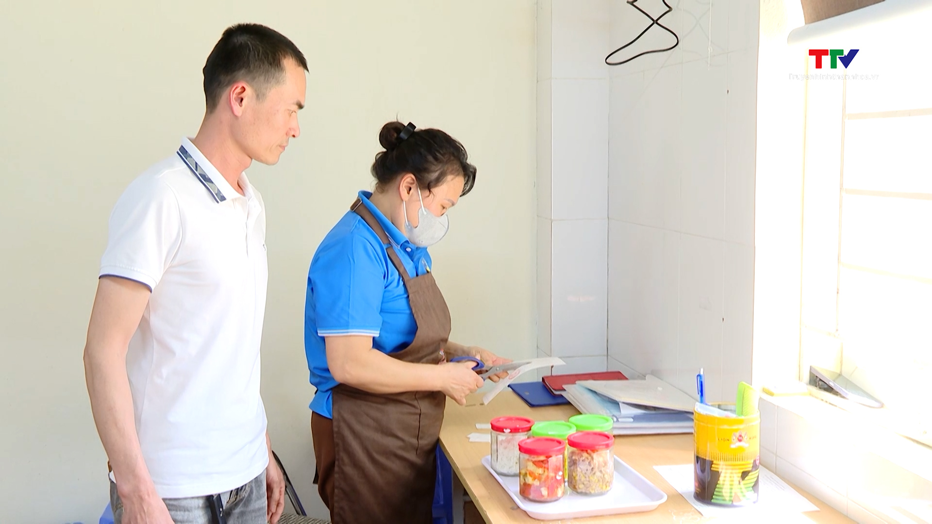 Đảm bảo an toàn thực phẩm mùa nắng nóng- Ảnh 1. Đảm bảo an toàn thực phẩm mùa nắng nóng- Ảnh 1.