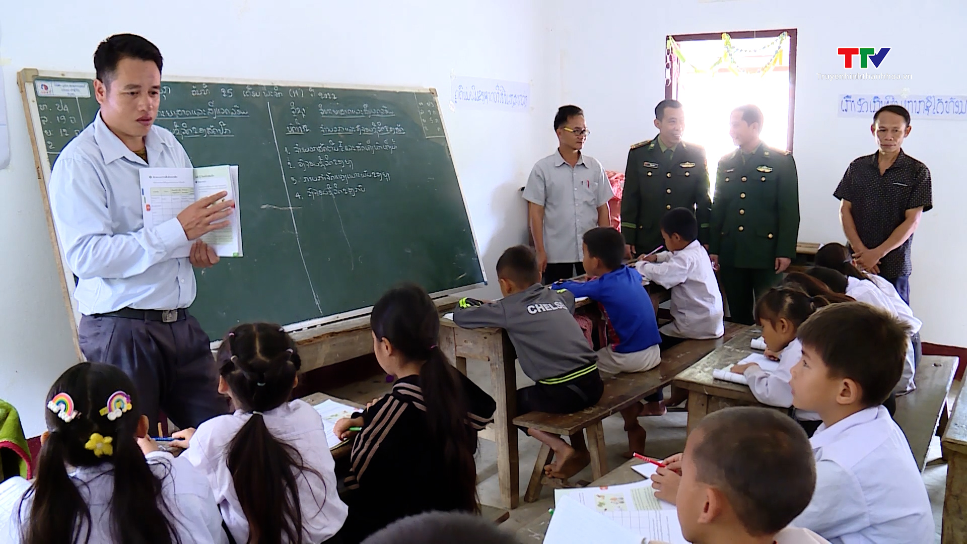 Những công trình thắm tình biên giới- Ảnh 6. Những công trình thắm tình biên giới- Ảnh 6.